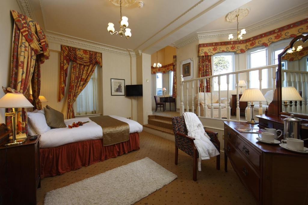 The Botleigh Grange Hotel Southampton Room photo